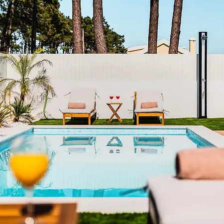 Oceanbreeze Aroeira - Optional Heated Pool - 5 Min Away